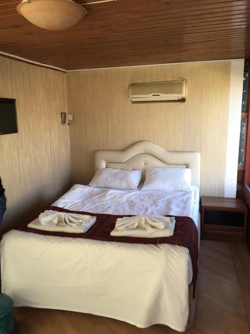 Divan Wooden Guesthouse Istambul Exterior foto